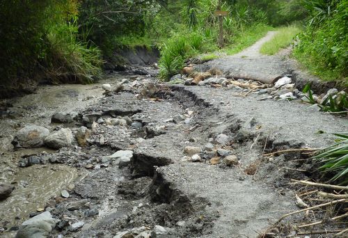 052 Vilcabamba Rumi Wilco Rd More Erosion  29th Feb 2012.jpg